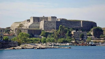 Παλιό Λιμάνι & Νέο Φρούριο